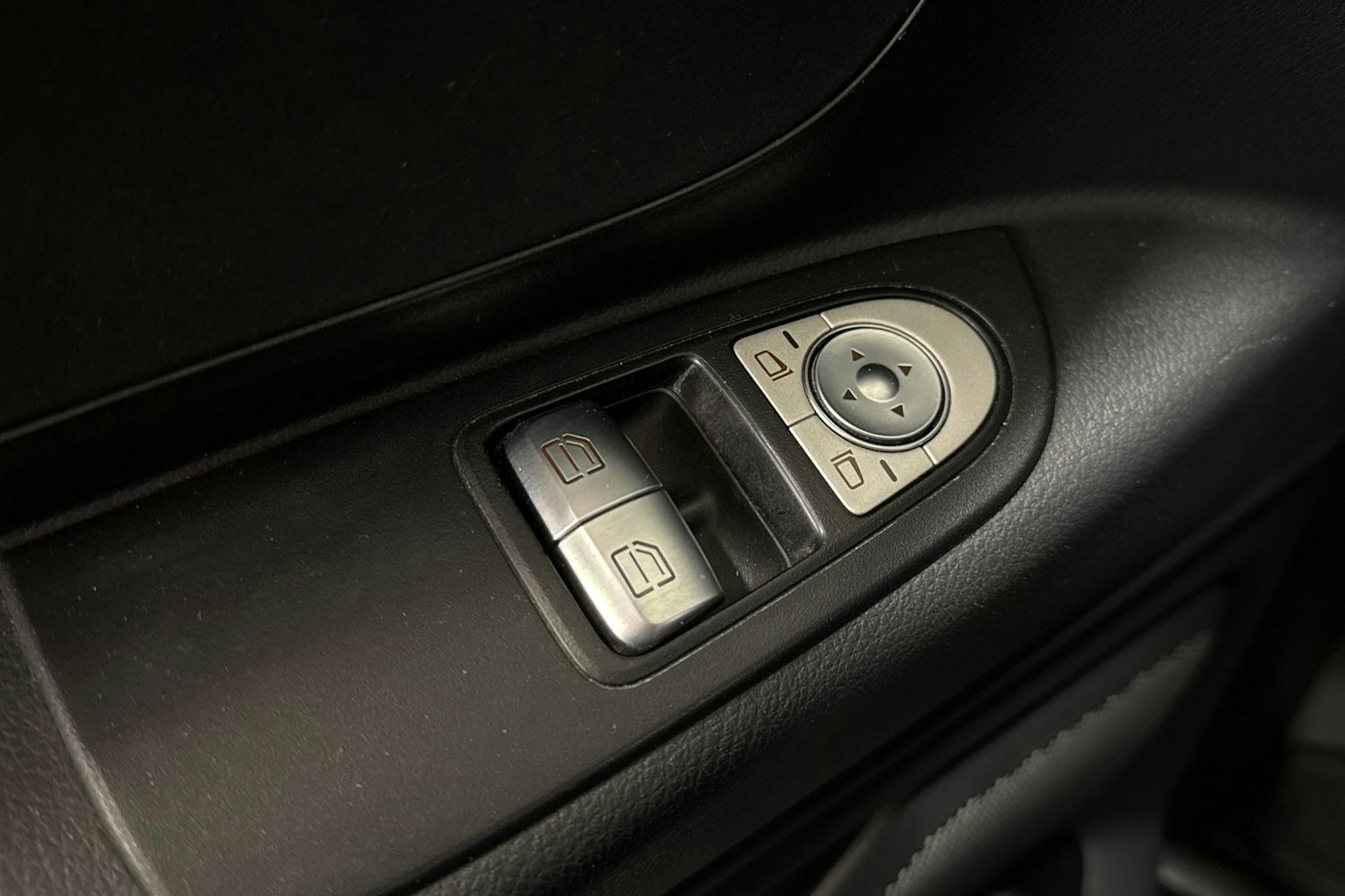 harmaa Mercedes-Benz Vito 2015 kuva 18.