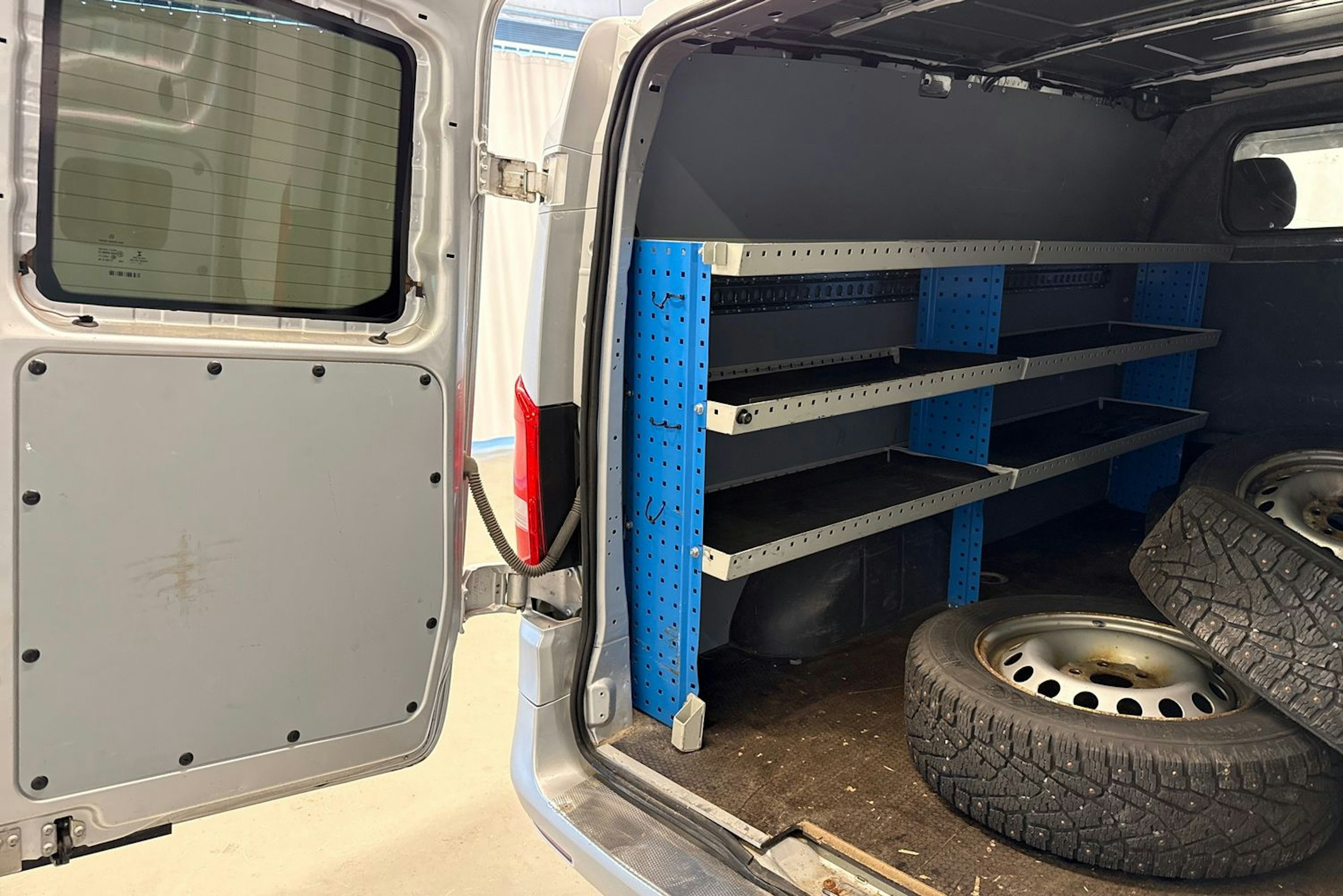 harmaa Mercedes-Benz Vito 2015 kuva 25.