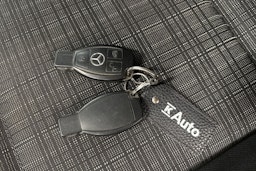 harmaa Mercedes-Benz Vito 2015 kuva 28.