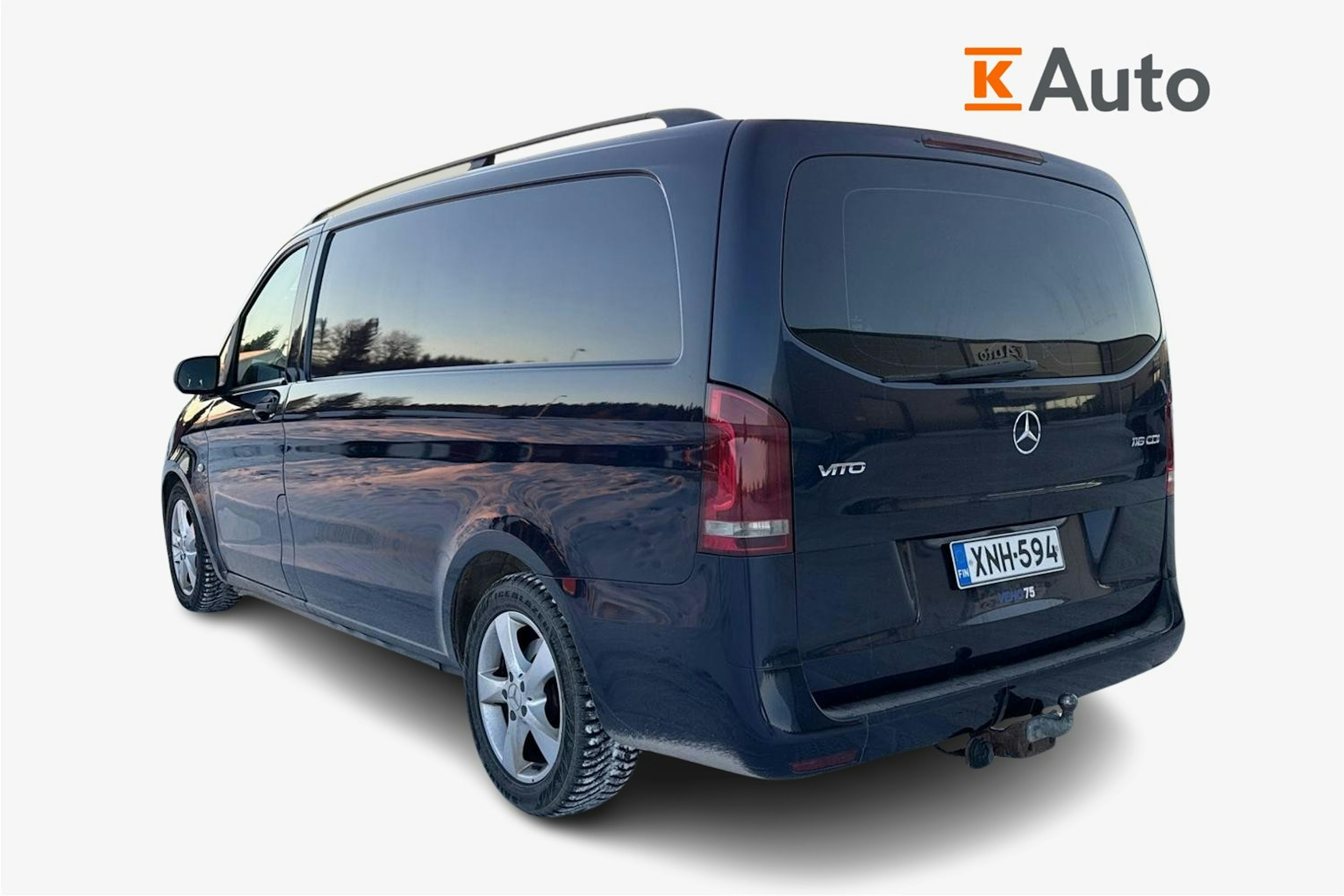sininen Mercedes-Benz Vito 2015 kuva 2.