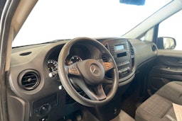 sininen Mercedes-Benz Vito 2015 kuva 7.