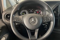 sininen Mercedes-Benz Vito 2015 kuva 16.