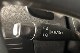 sininen Mercedes-Benz Vito 2015 kuva 19.