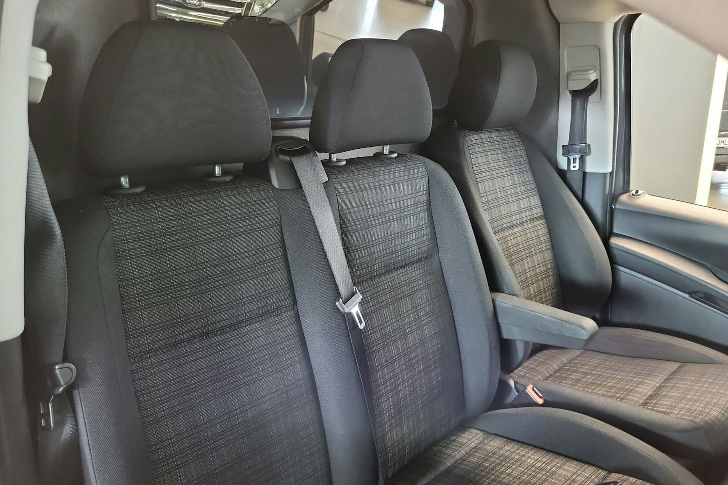 harmaa Mercedes-Benz Vito 2015 kuva 17.