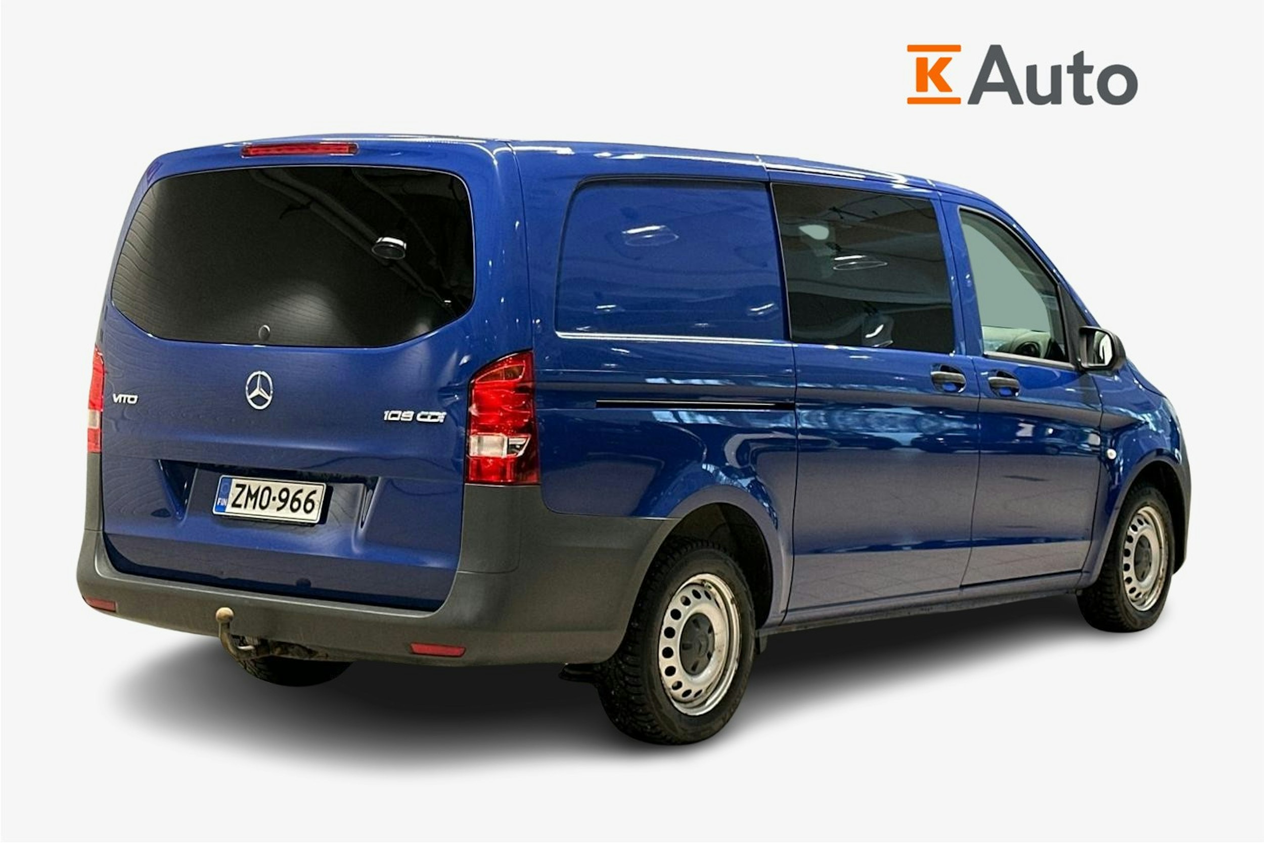 sininen Mercedes-Benz Vito 2015 kuva 2.