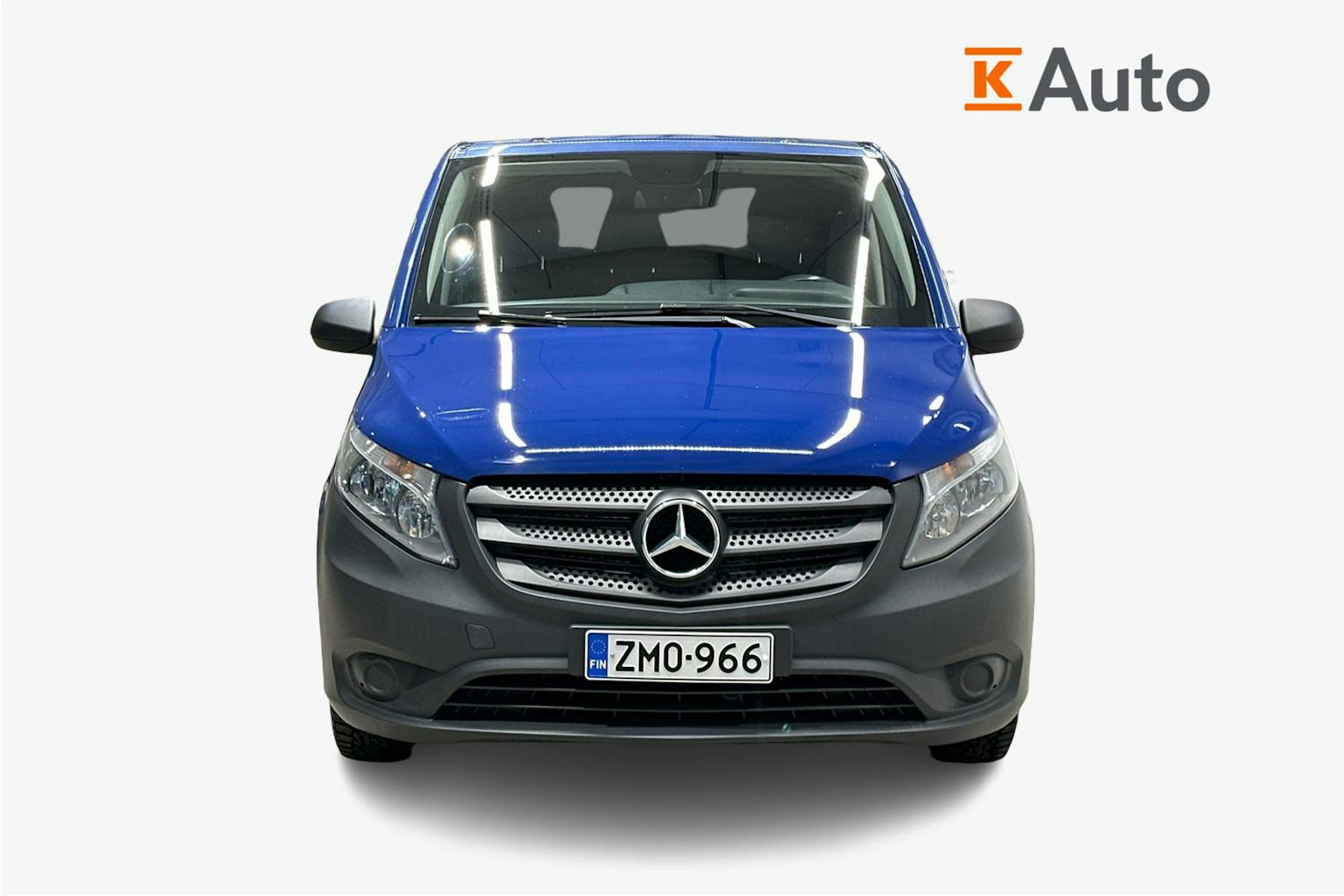 sininen Mercedes-Benz Vito 2015 kuva 4.