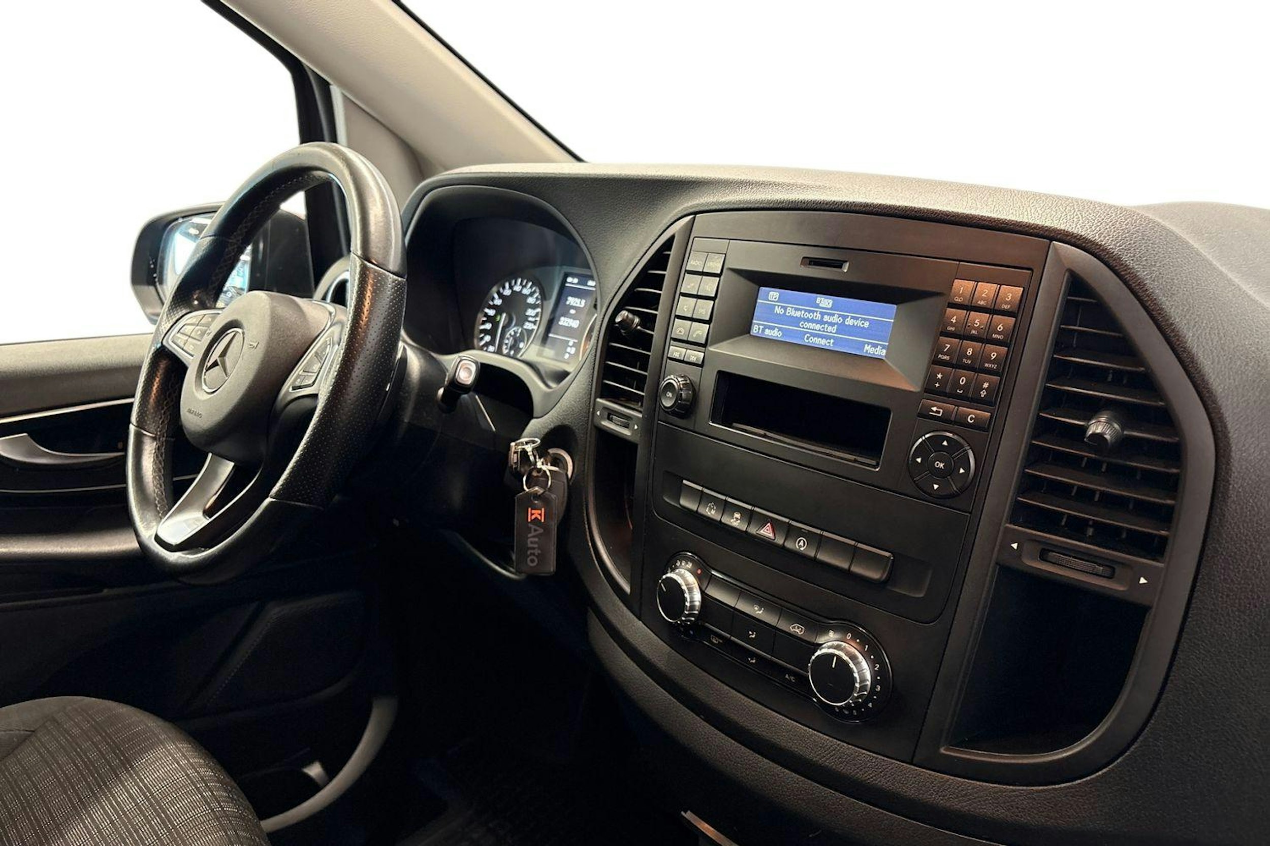 harmaa Mercedes-Benz Vito 2016 kuva 10.