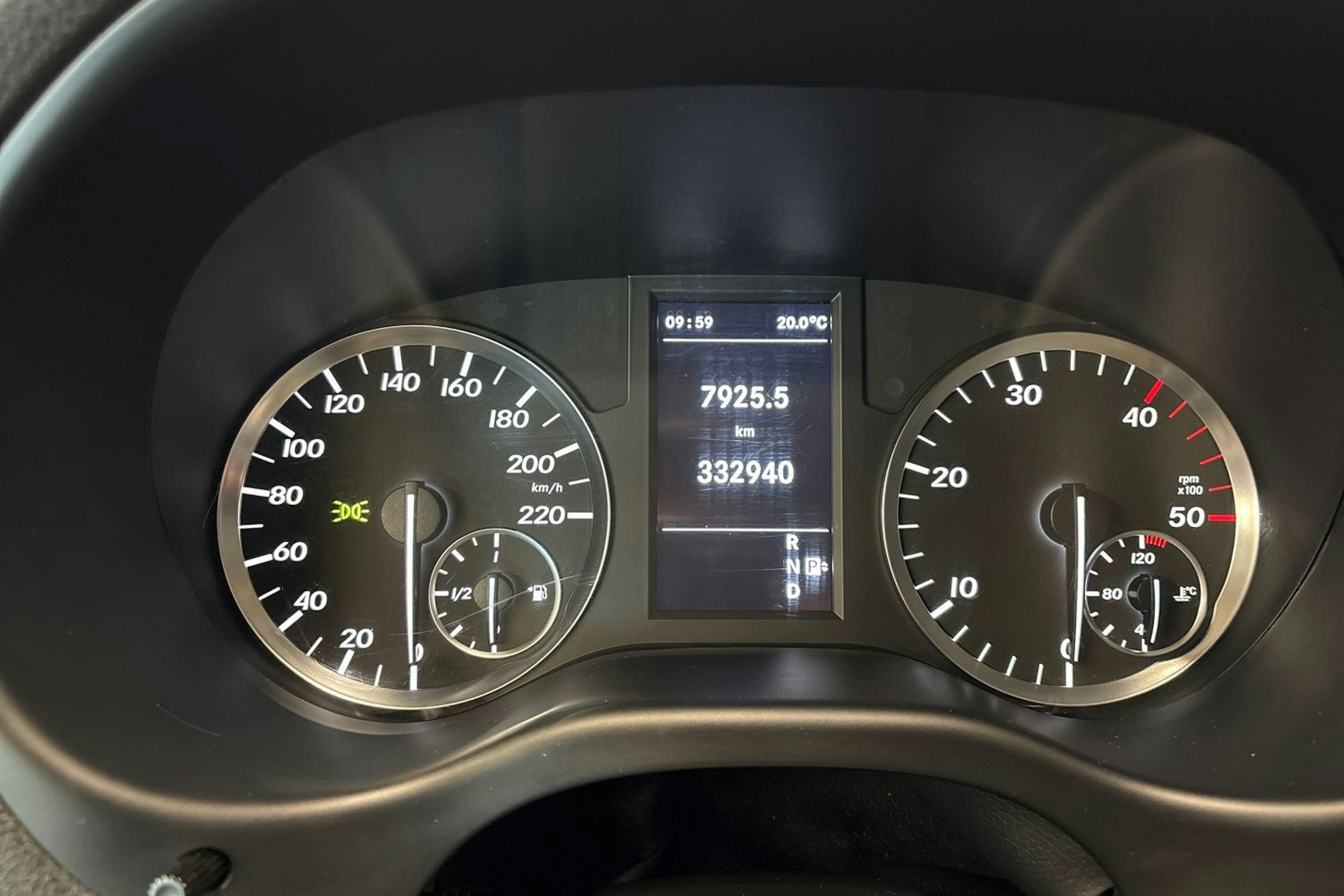 harmaa Mercedes-Benz Vito 2016 kuva 14.