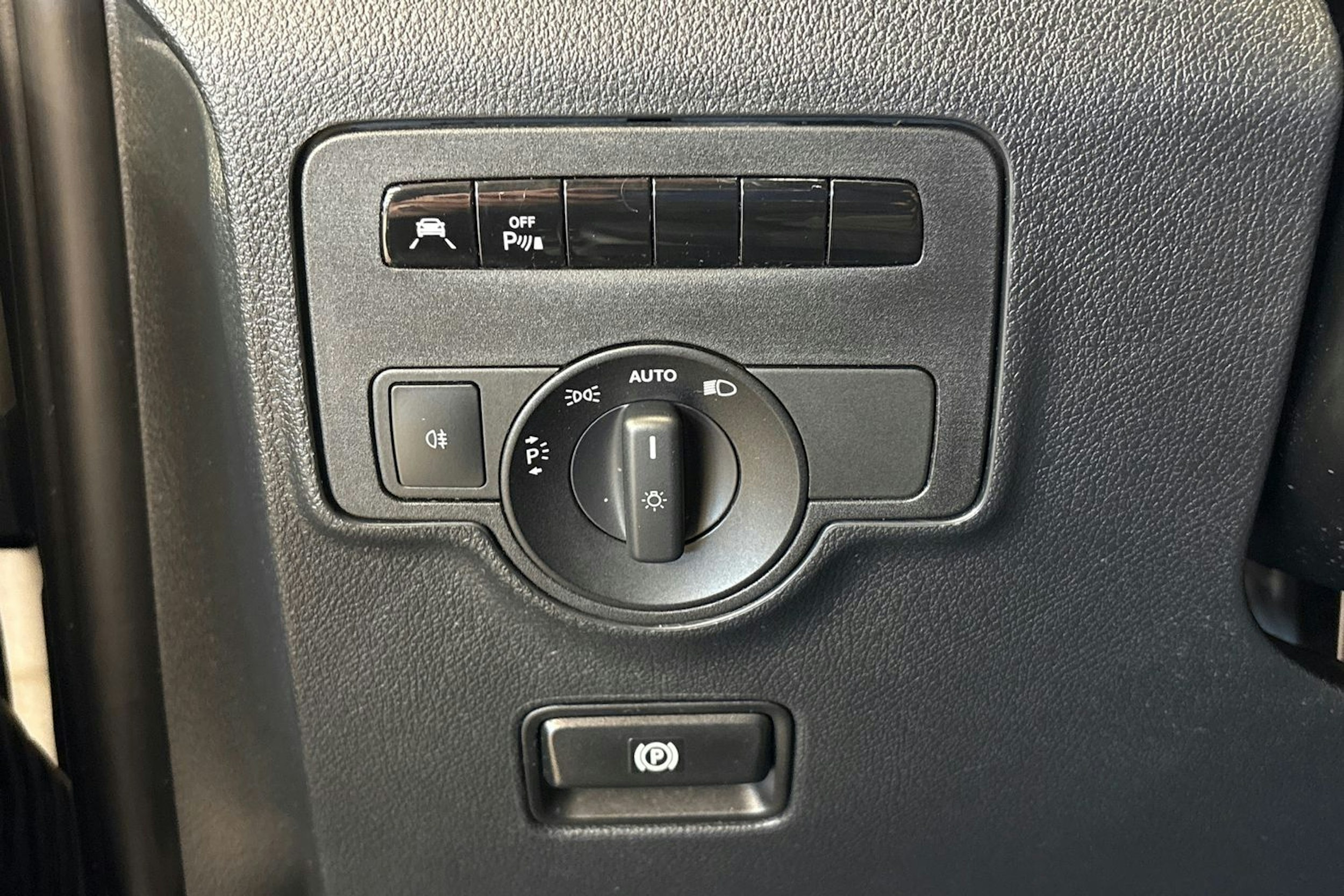 harmaa Mercedes-Benz Vito 2016 kuva 18.