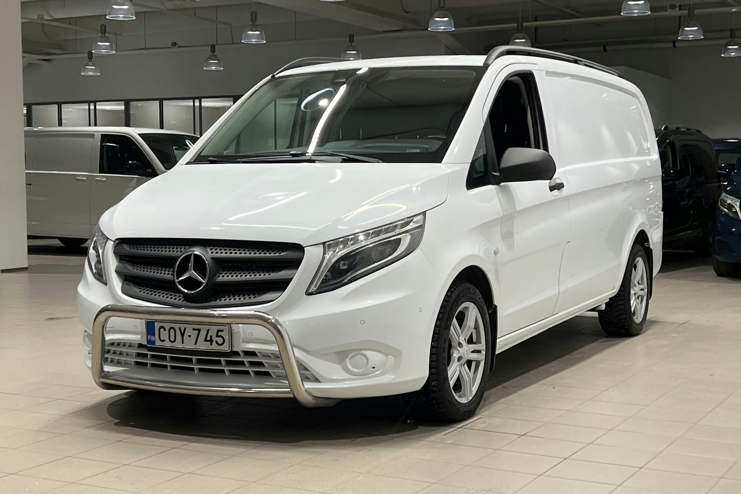 Valkoinen Mercedes-Benz Vito 2016 kuva 22.