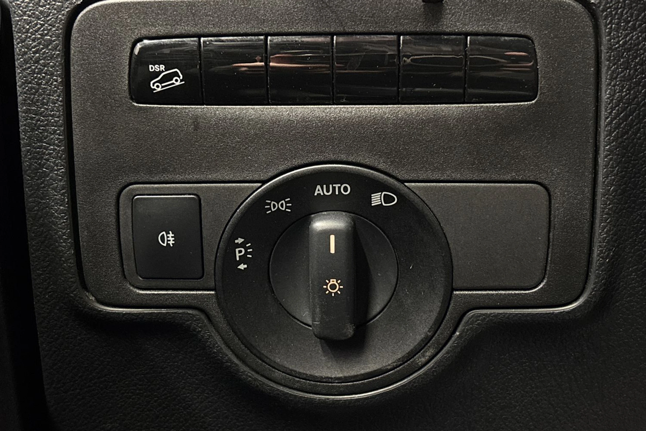 musta Mercedes-Benz Vito 2016 kuva 11.