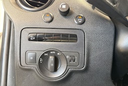 valkoinen Mercedes-Benz Vito 2016 kuva 17.