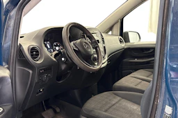 sininen Mercedes-Benz Vito 2016 kuva 3.