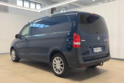 sininen Mercedes-Benz Vito 2016 kuva 6.