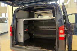sininen Mercedes-Benz Vito 2016 kuva 7.