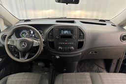 sininen Mercedes-Benz Vito 2016 kuva 10.