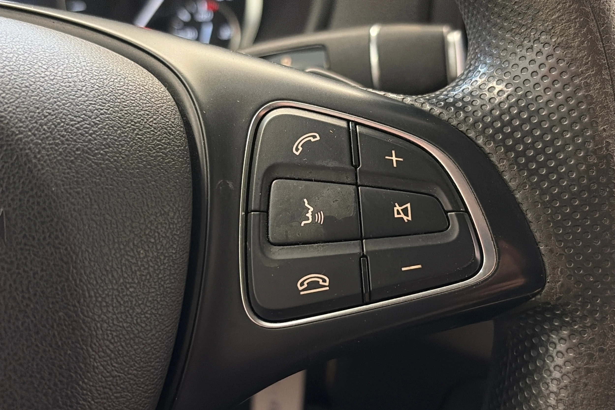 sininen Mercedes-Benz Vito 2016 kuva 14.