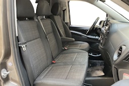 harmaa Mercedes-Benz Vito 2016 kuva 10.
