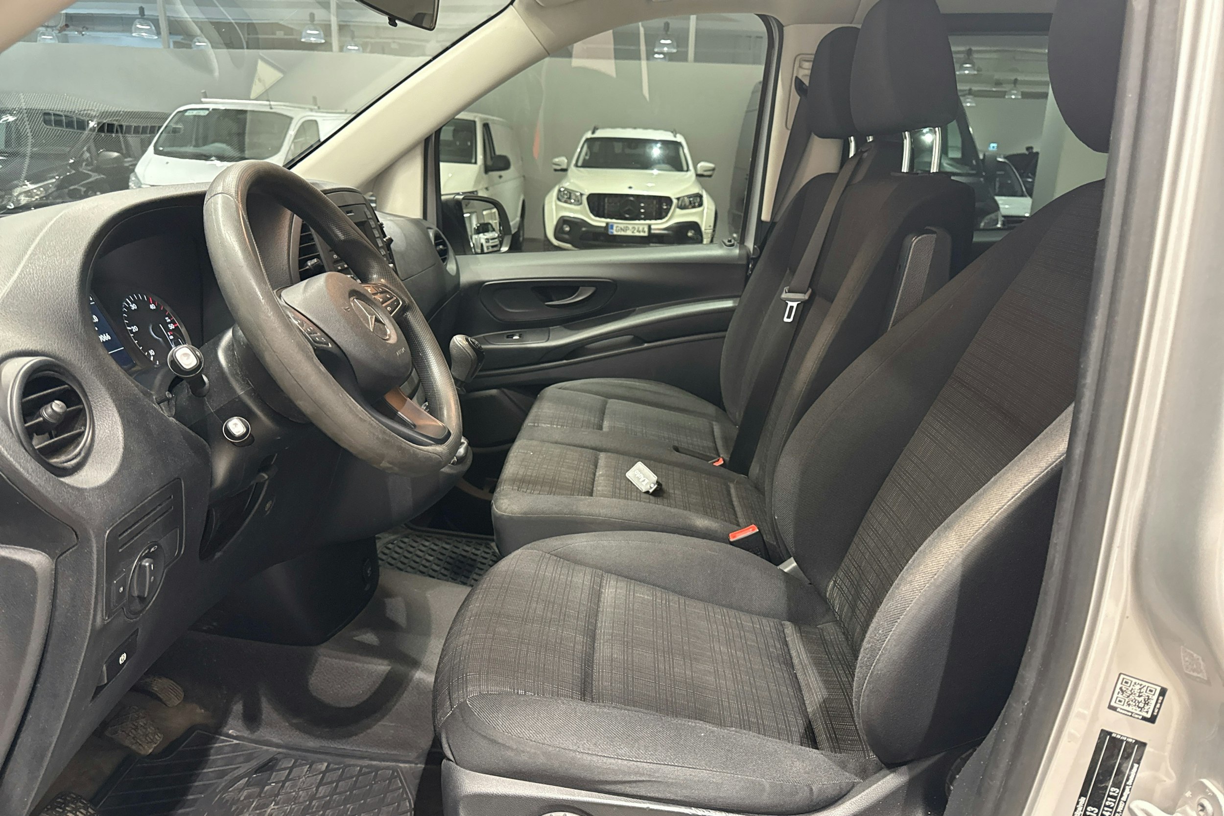 Hopea Mercedes-Benz VITO 2016 kuva 7.