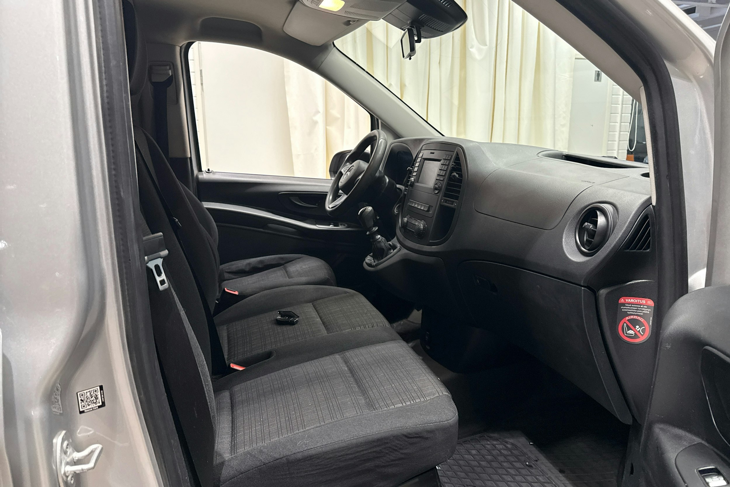 Hopea Mercedes-Benz VITO 2016 kuva 8.