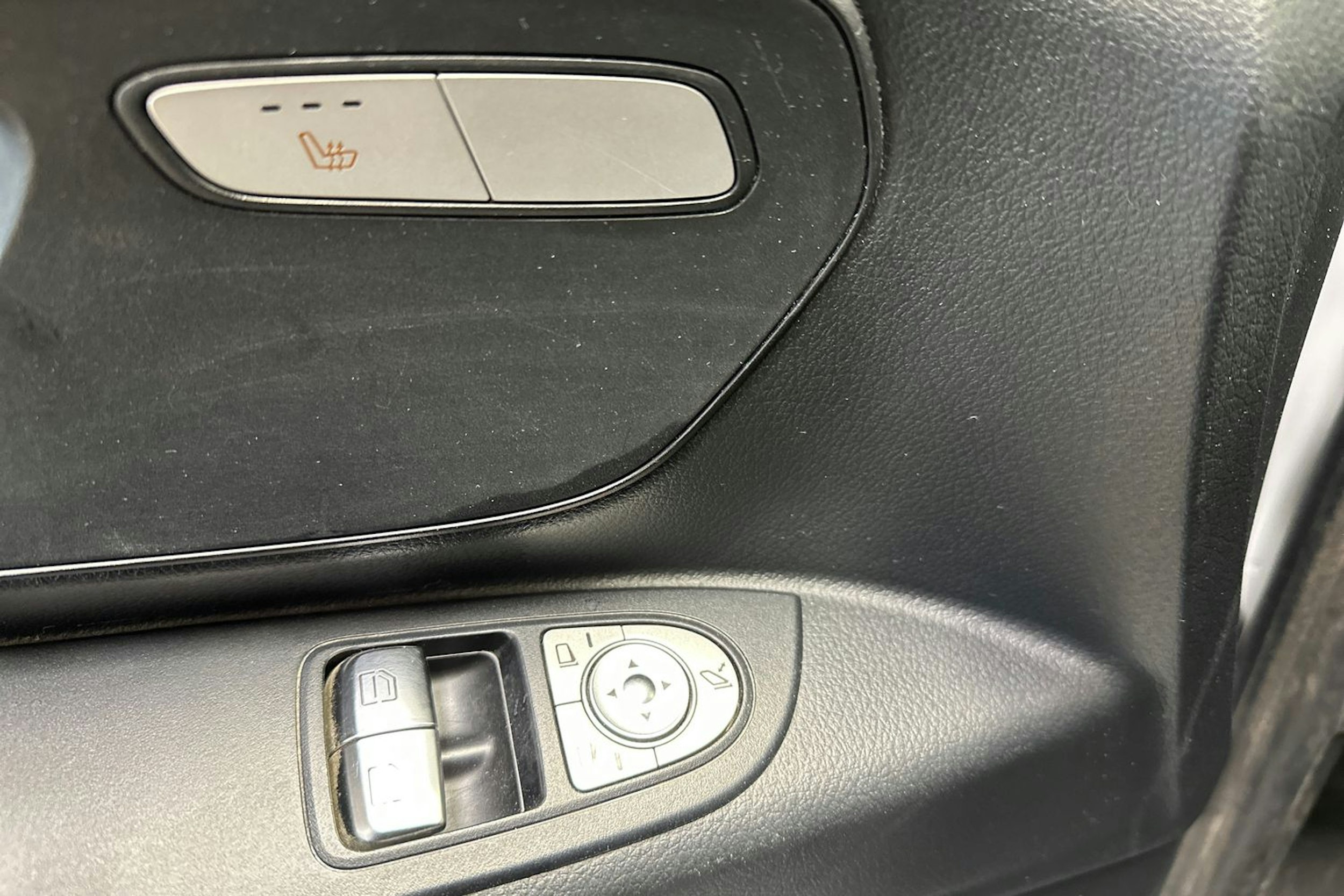 valkoinen Mercedes-Benz Vito 2016 kuva 14.