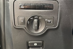 valkoinen Mercedes-Benz Vito 2016 kuva 11.