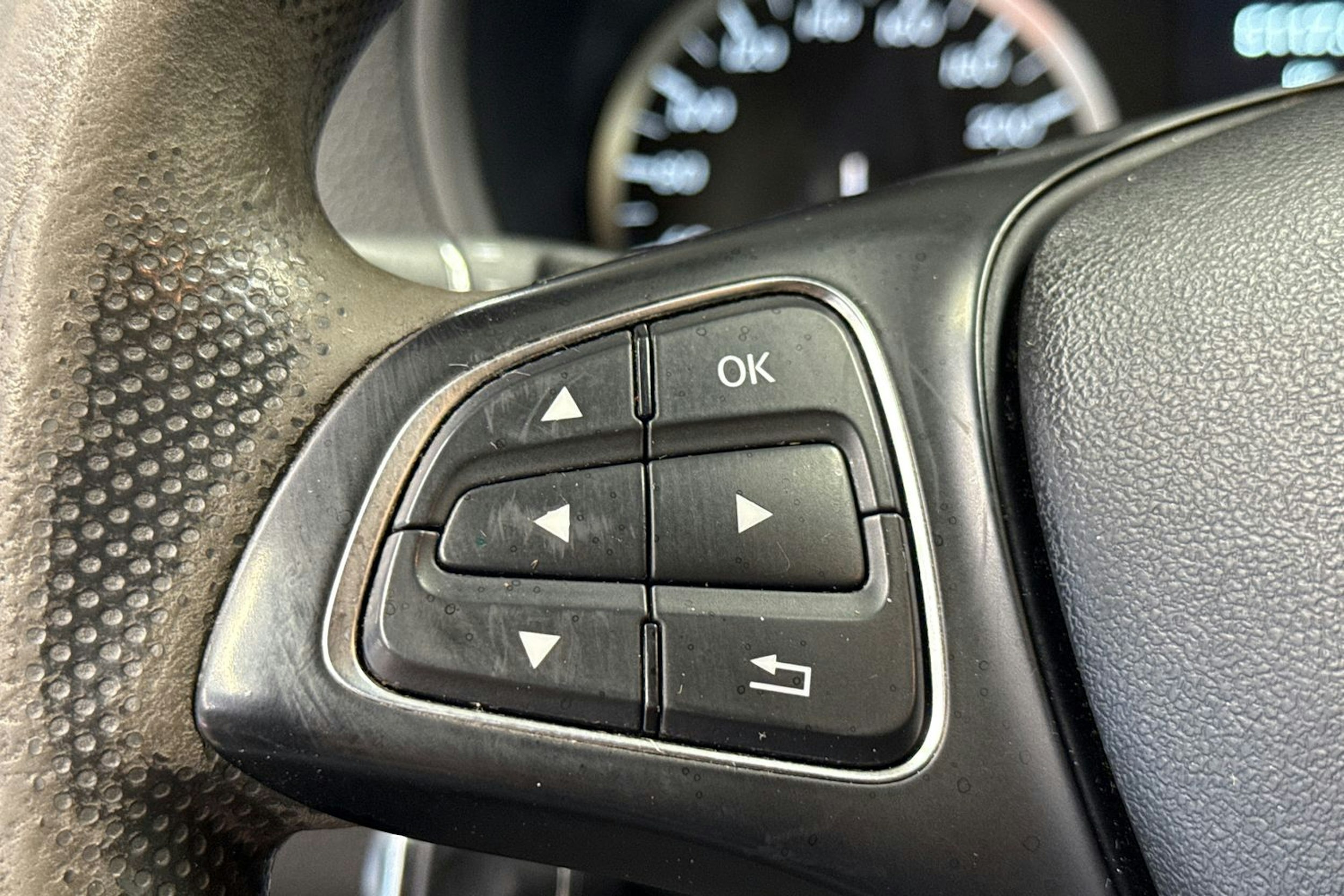 valkoinen Mercedes-Benz Vito 2016 kuva 12.