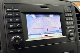 valkoinen Mercedes-Benz Vito 2016 kuva 18.