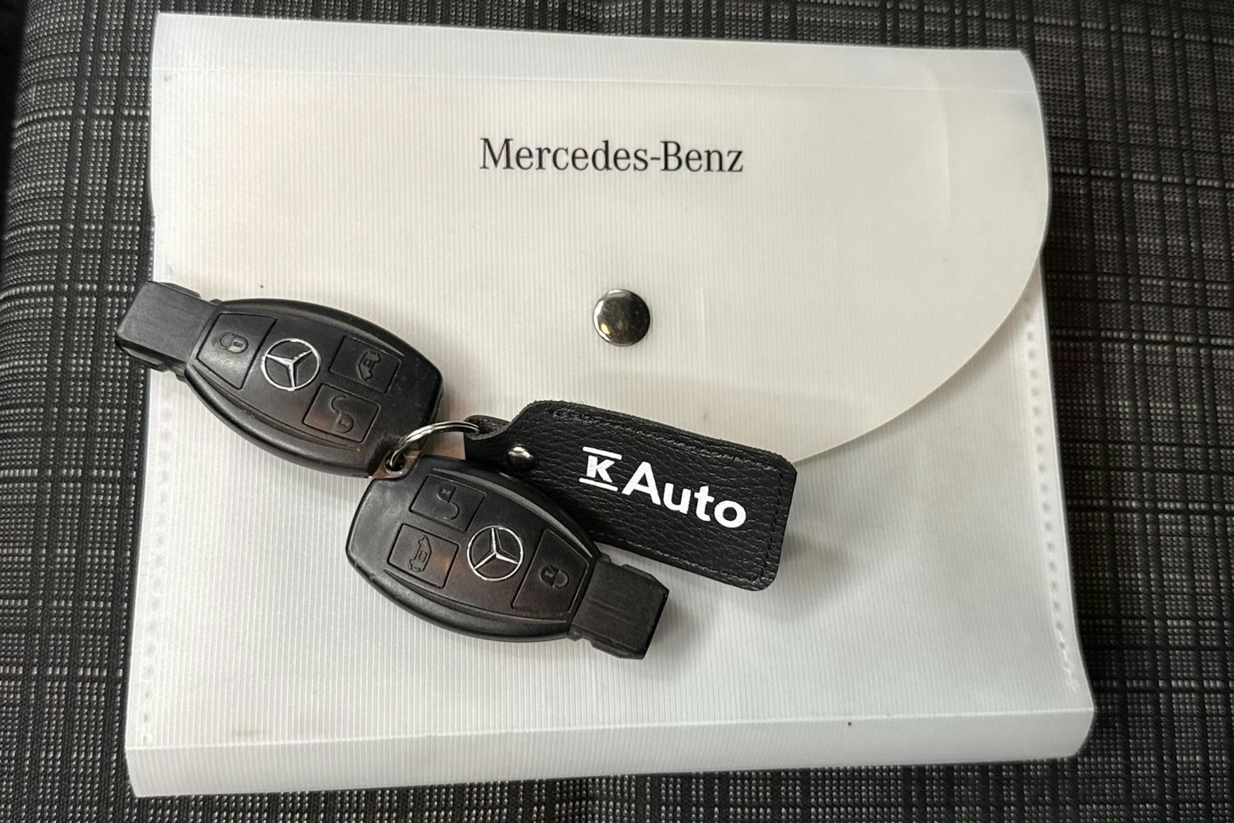 valkoinen Mercedes-Benz Vito 2016 kuva 26.