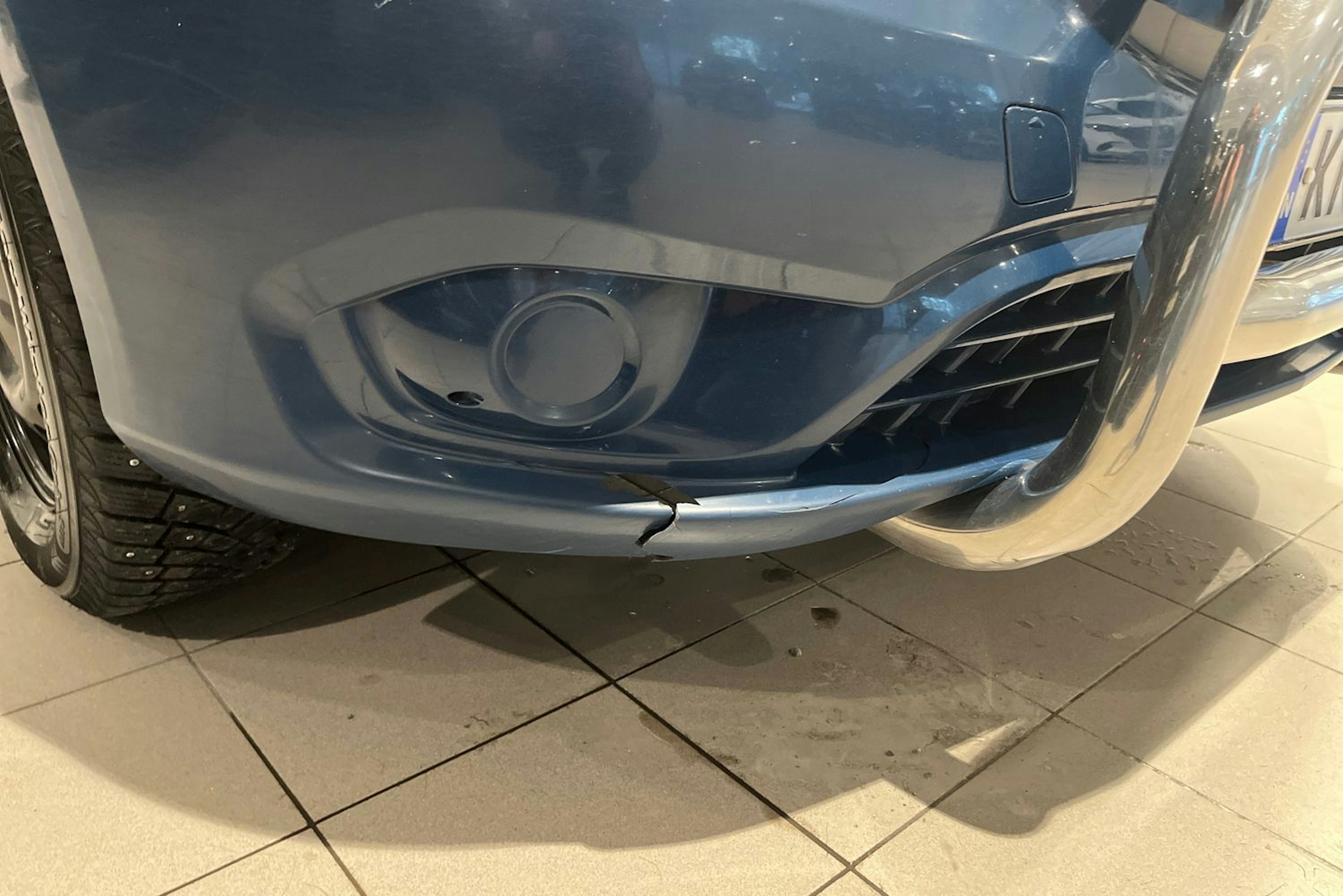 Sininen Mercedes-Benz VITO 2016 kuva 11.