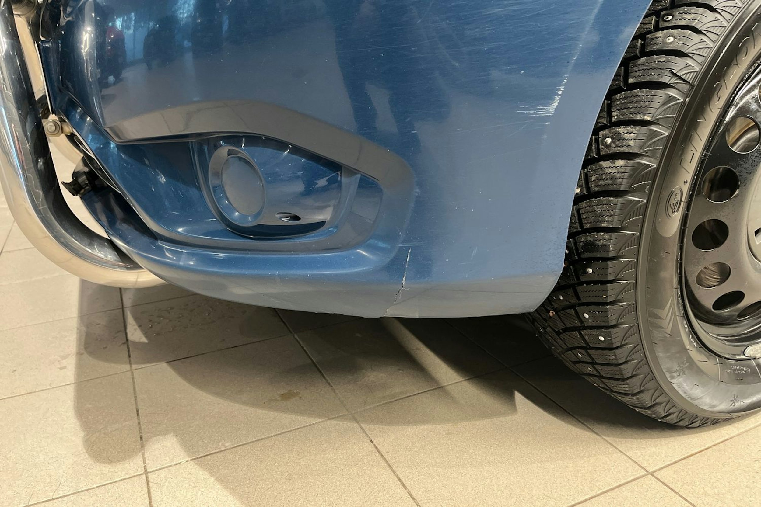 Sininen Mercedes-Benz VITO 2016 kuva 12.