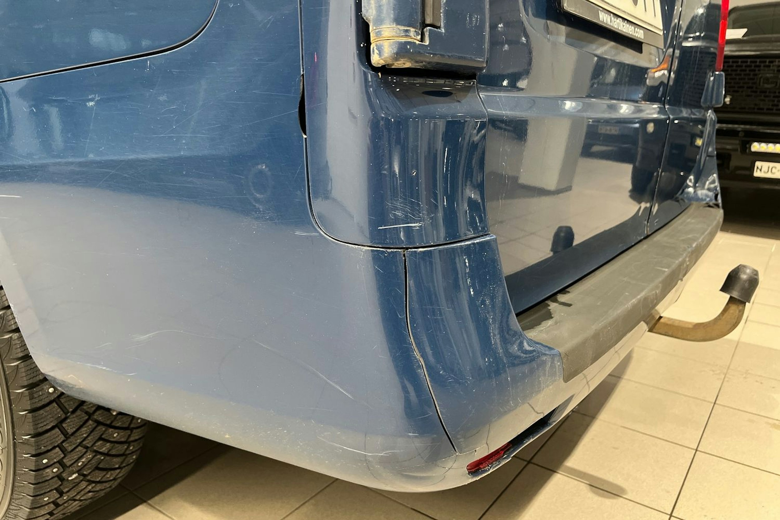 Sininen Mercedes-Benz VITO 2016 kuva 16.