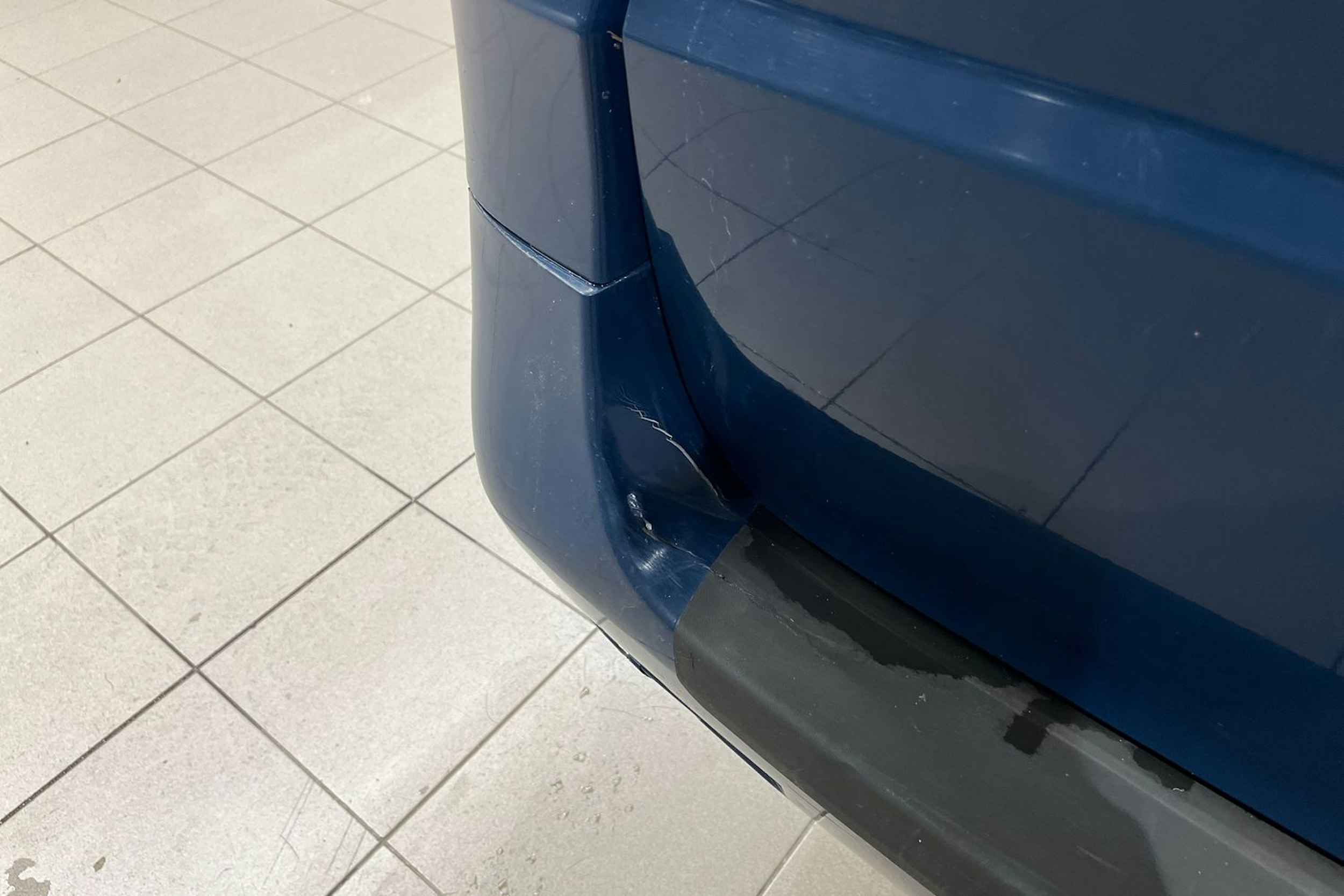 Sininen Mercedes-Benz VITO 2016 kuva 17.