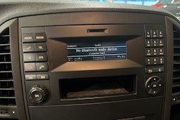 Sininen Mercedes-Benz VITO 2016 kuva 20.