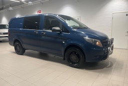Sininen Mercedes-Benz VITO 2016 kuva 31.