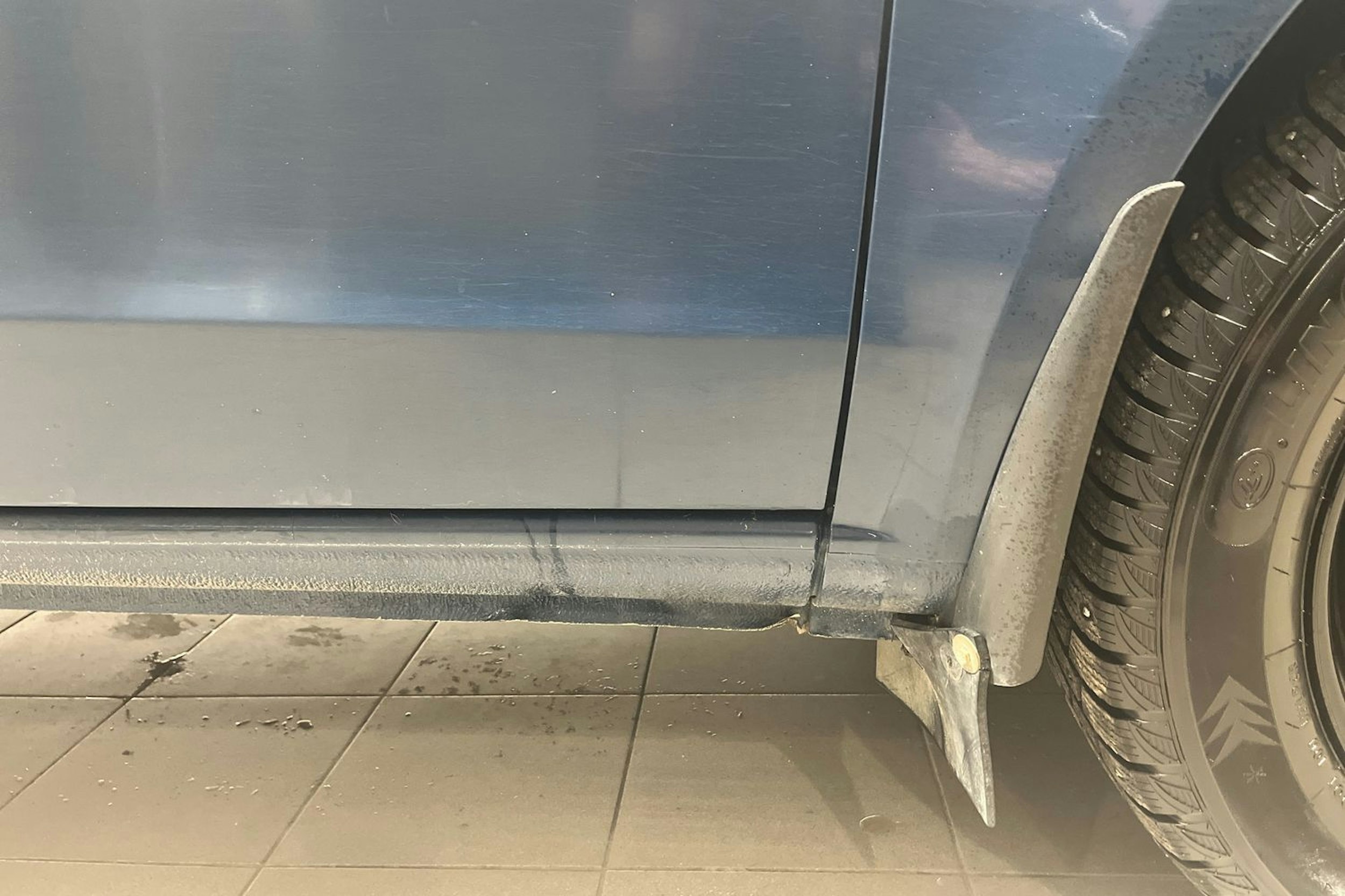 Sininen Mercedes-Benz VITO 2016 kuva 36.