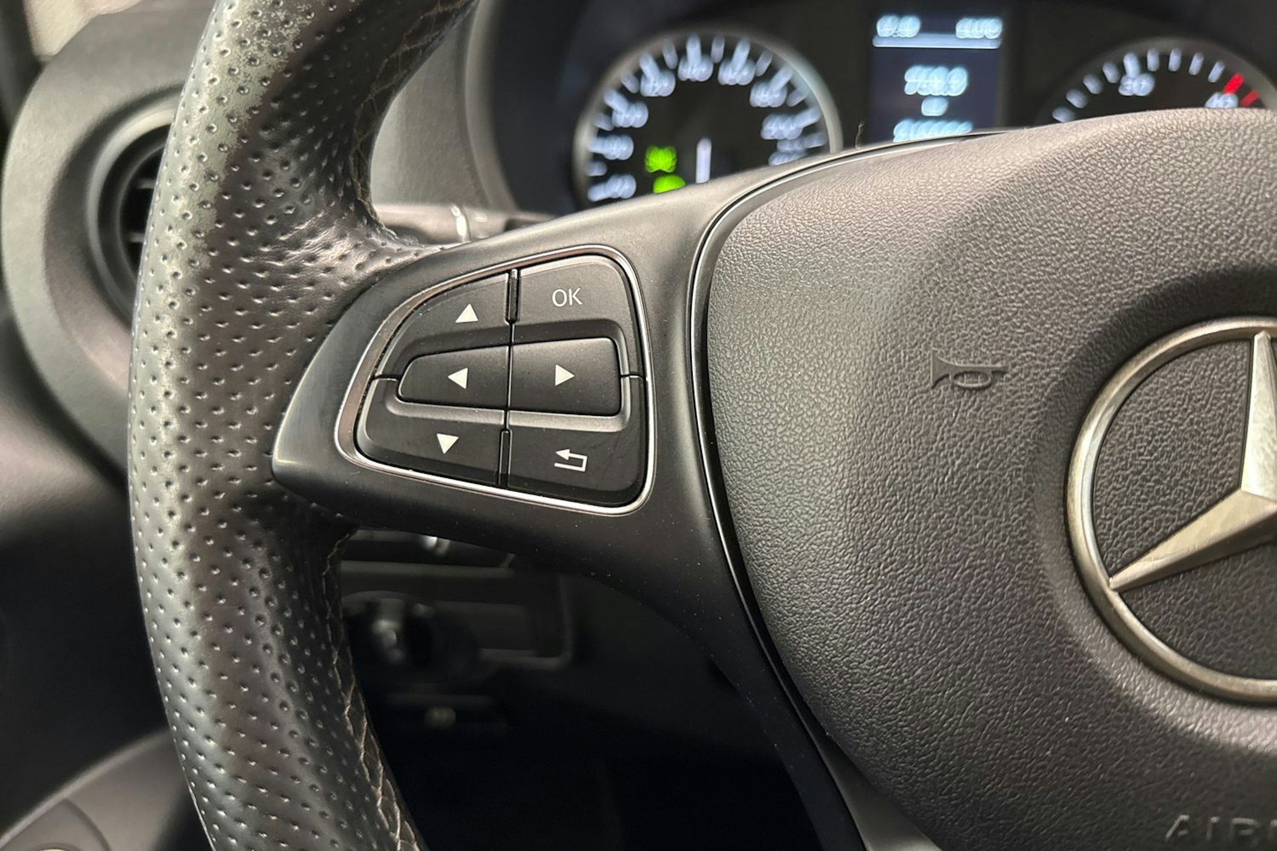 ruskea (beige) Mercedes-Benz Vito 2016 kuva 14.