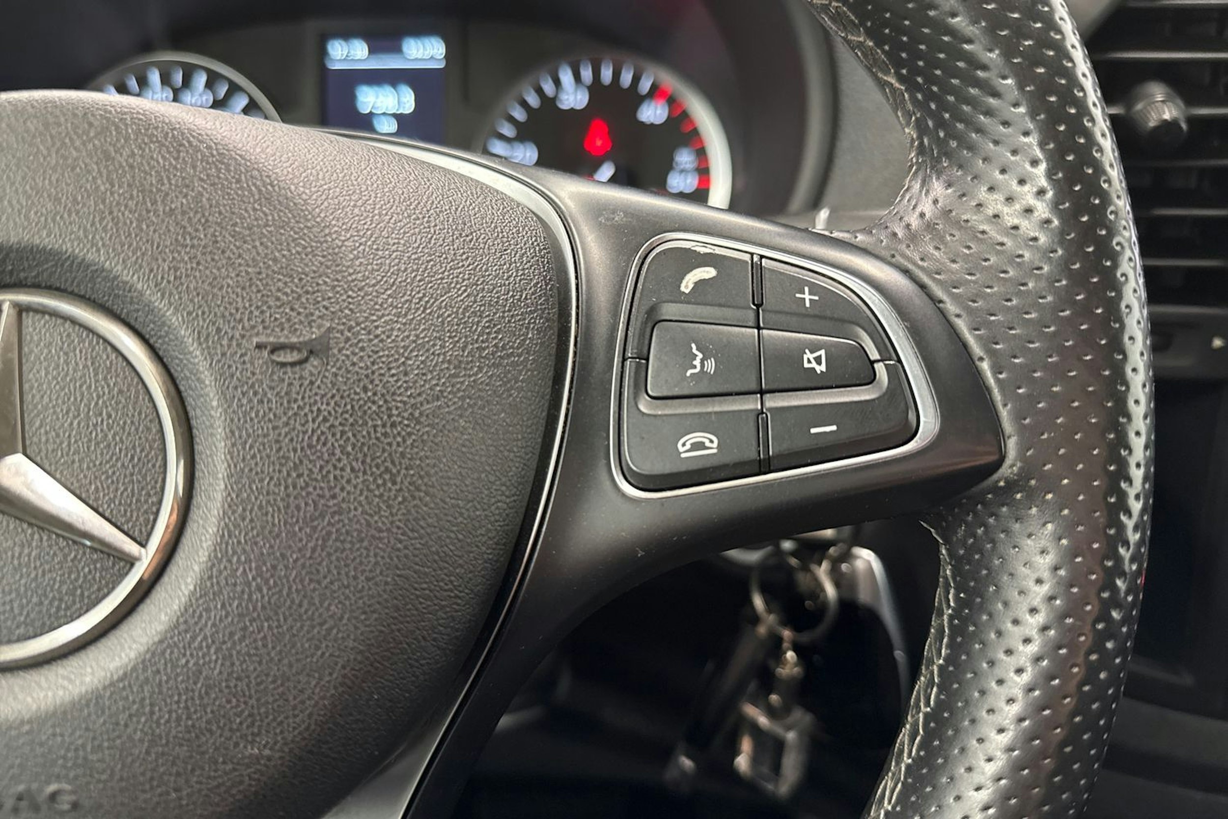 ruskea (beige) Mercedes-Benz Vito 2016 kuva 15.