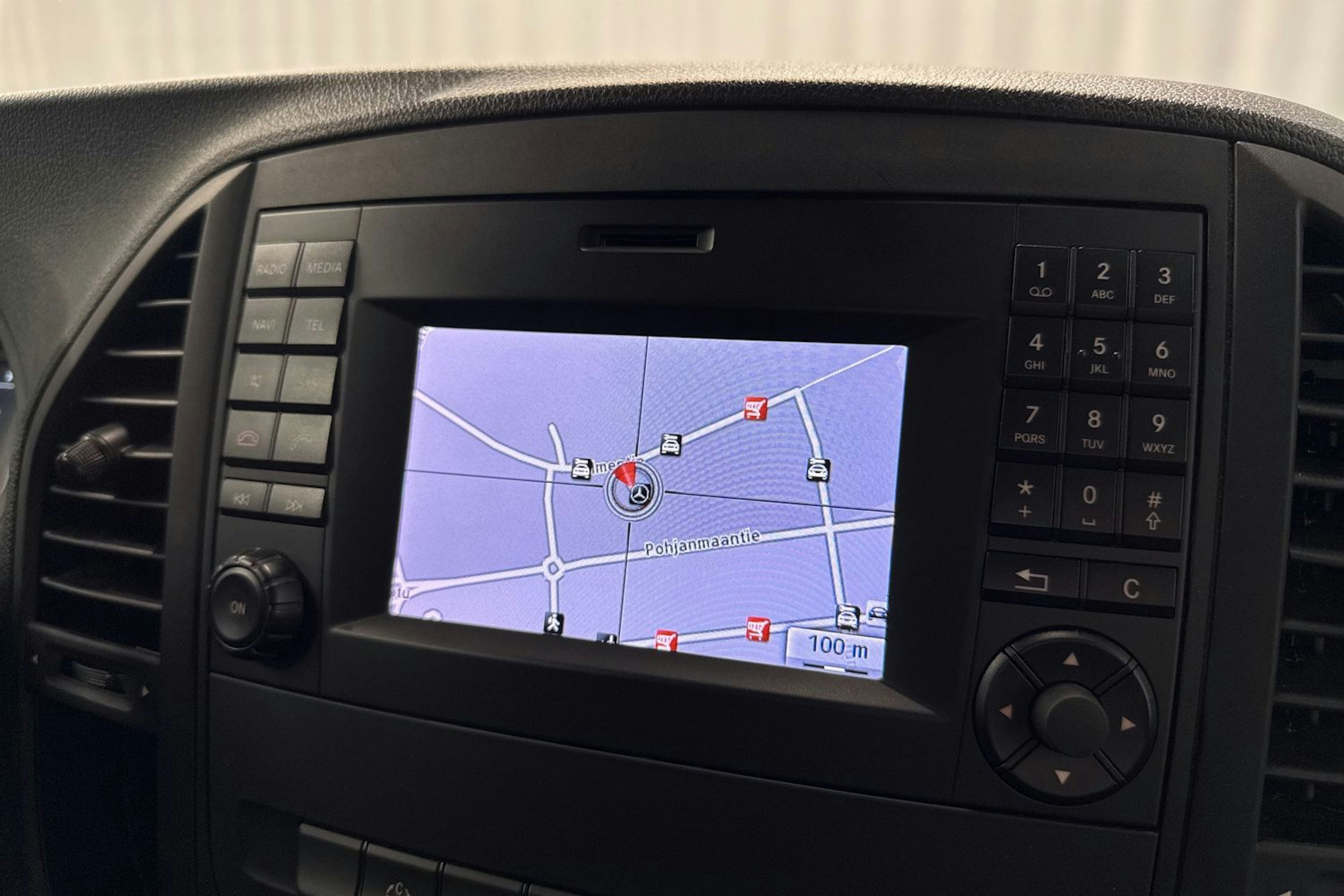 ruskea (beige) Mercedes-Benz Vito 2016 kuva 20.