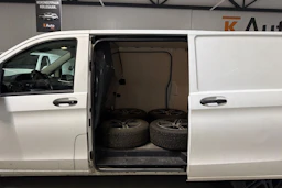 valkoinen Mercedes-Benz Vito 2016 kuva 5.
