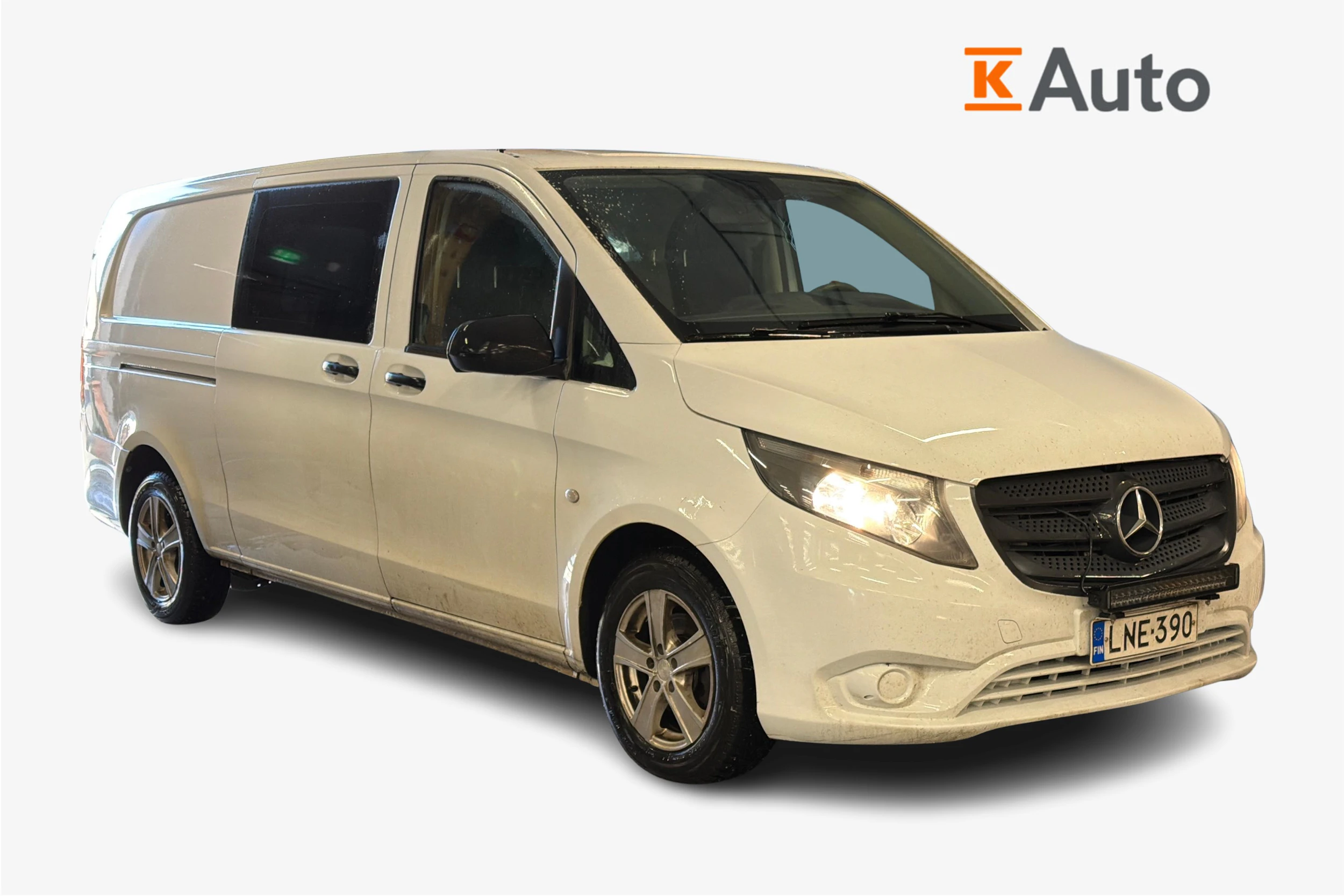 valkoinen Mercedes-Benz Vito 2016 kuva 1.