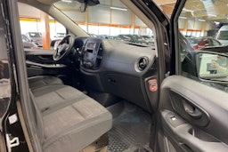 musta Mercedes-Benz Vito 2016 kuva 16.