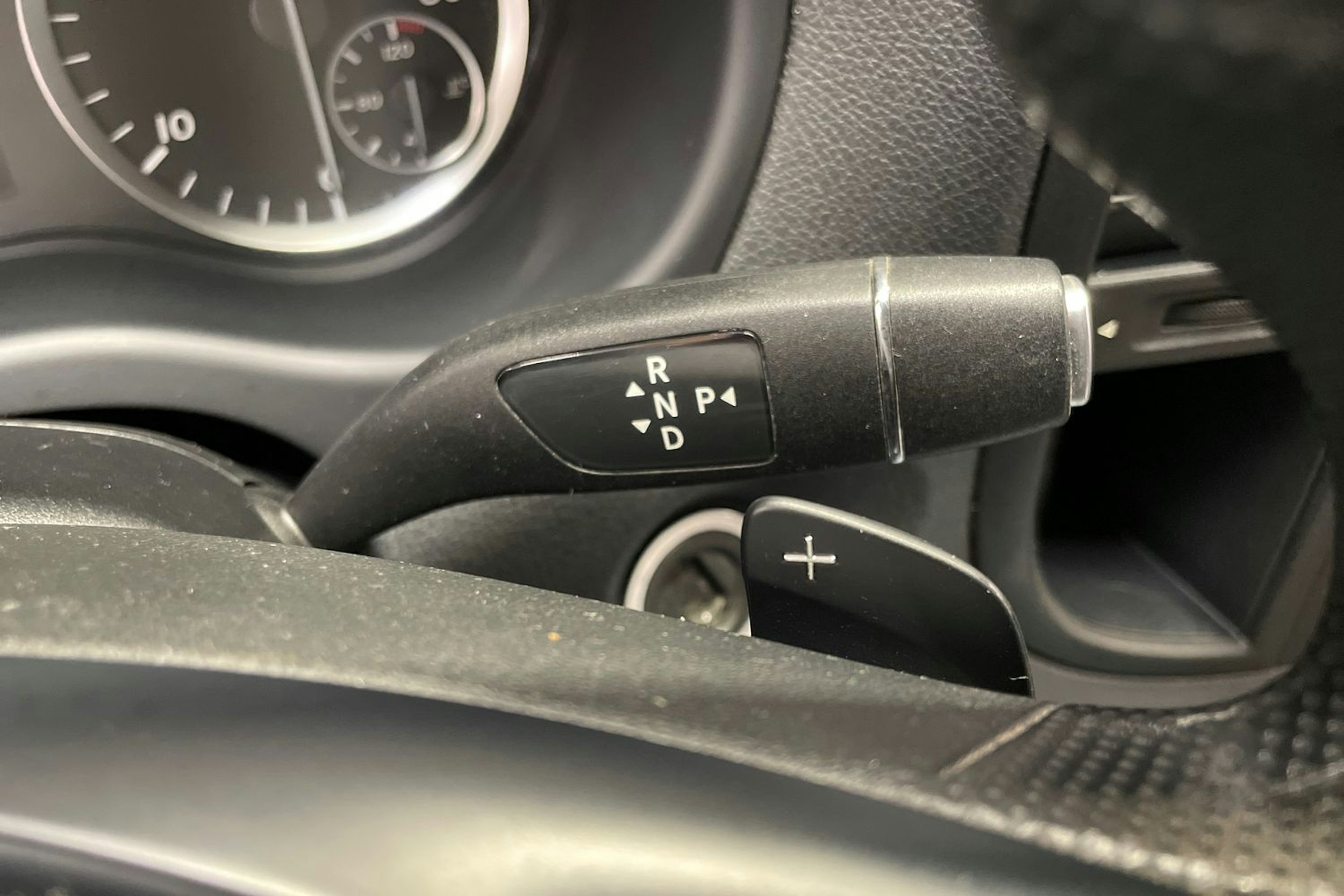 musta Mercedes-Benz Vito 2016 kuva 27.