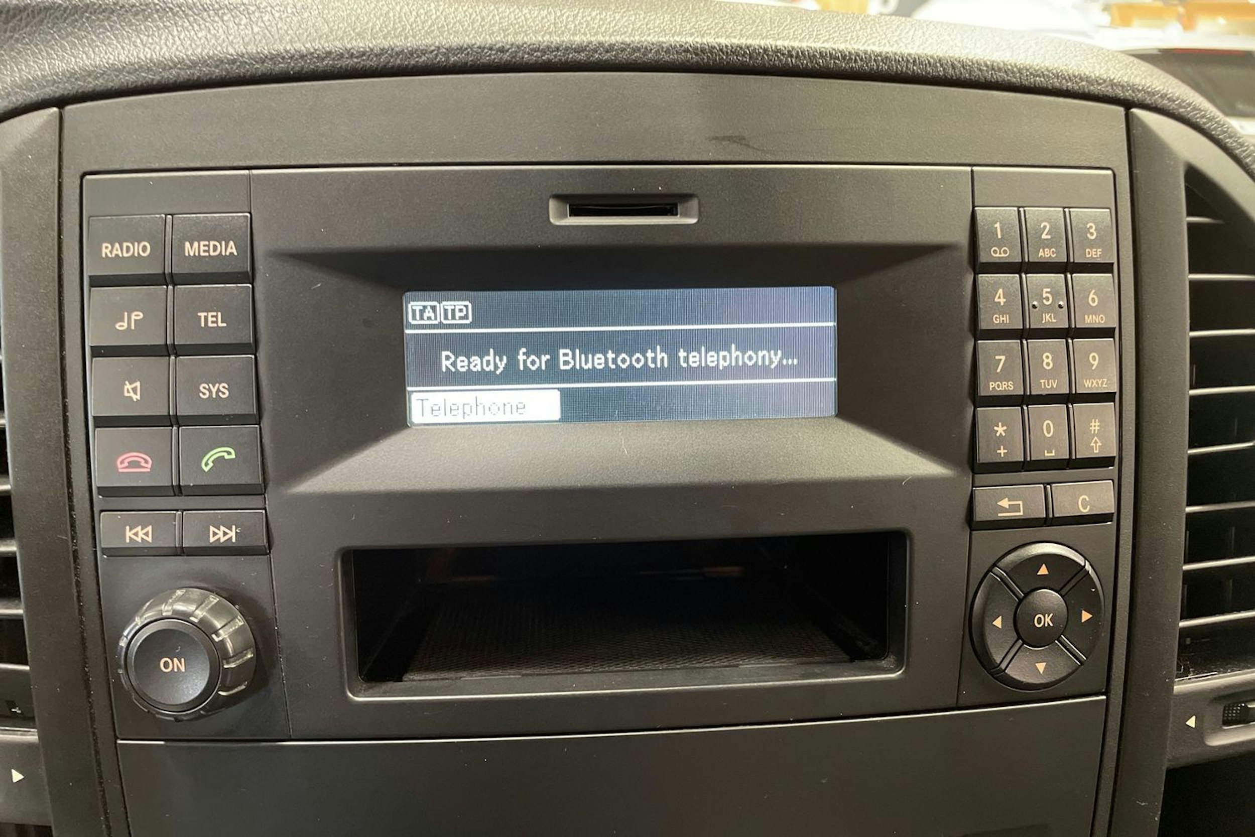 musta Mercedes-Benz Vito 2016 kuva 28.