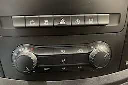 musta Mercedes-Benz Vito 2016 kuva 29.