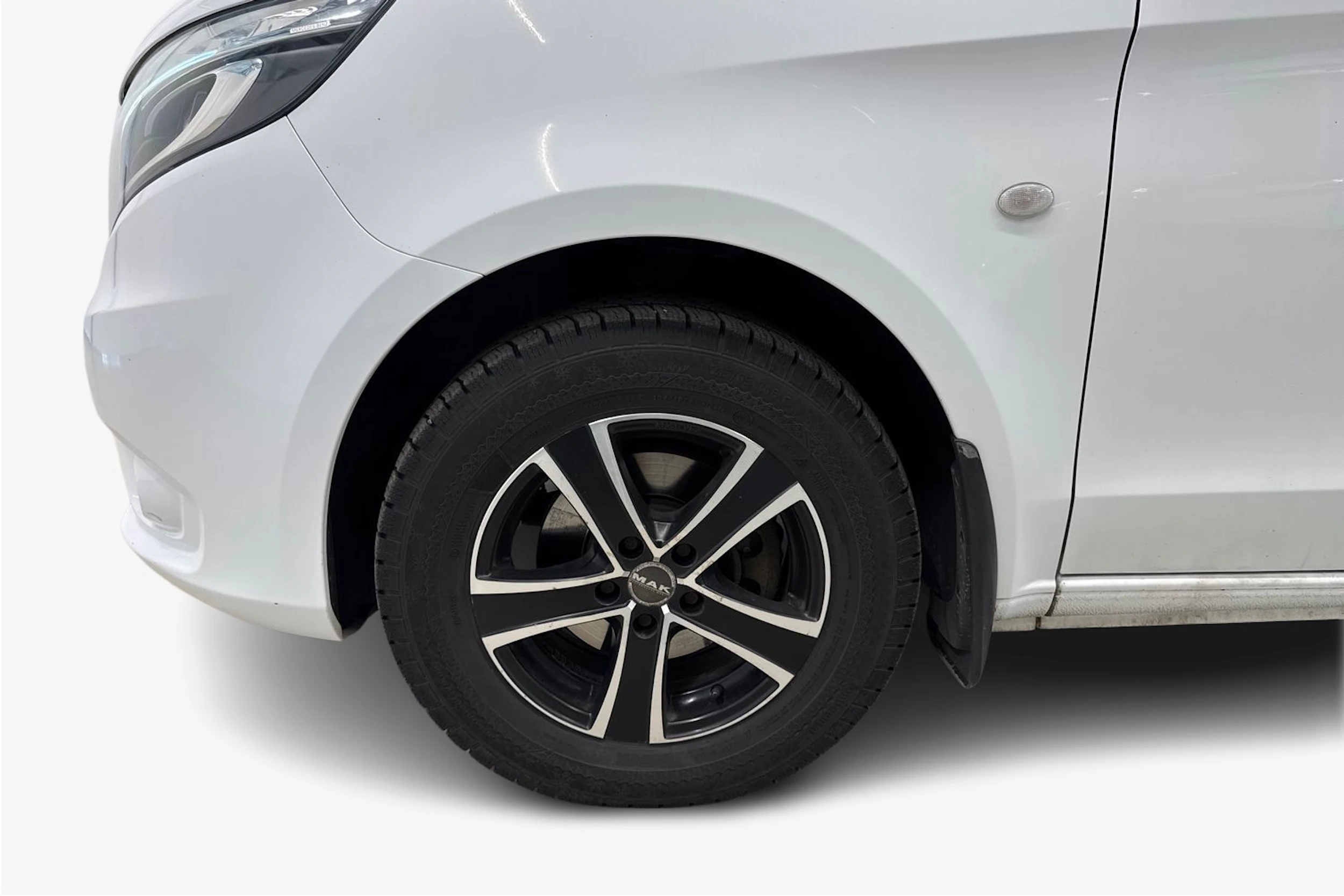valkoinen Mercedes-Benz Vito 2016 kuva 9.