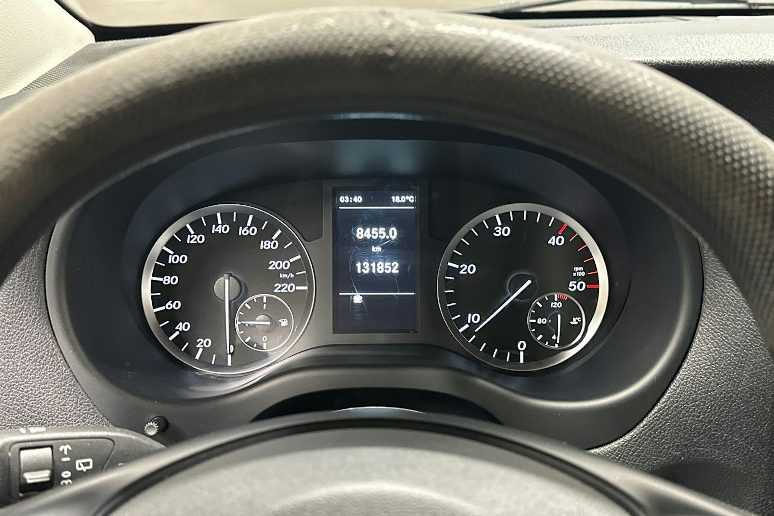 Musta Mercedes-Benz VITO 2016 kuva 17.