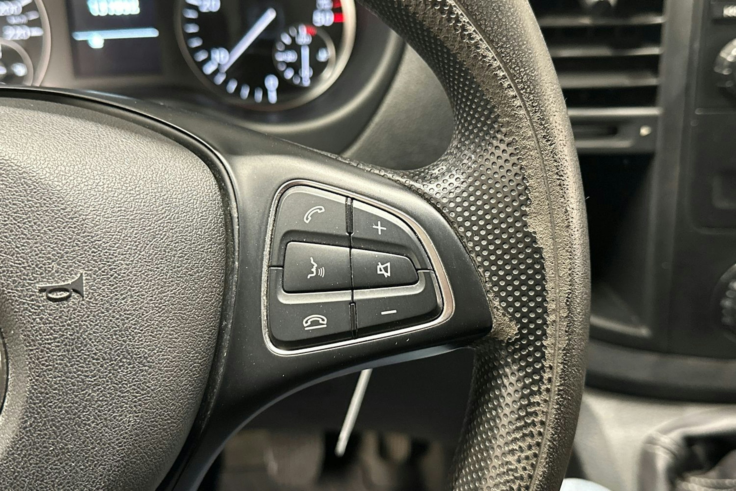 Musta Mercedes-Benz VITO 2016 kuva 19.