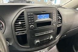Musta Mercedes-Benz VITO 2016 kuva 20.