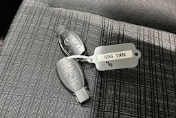 Musta Mercedes-Benz VITO 2016 kuva 23.